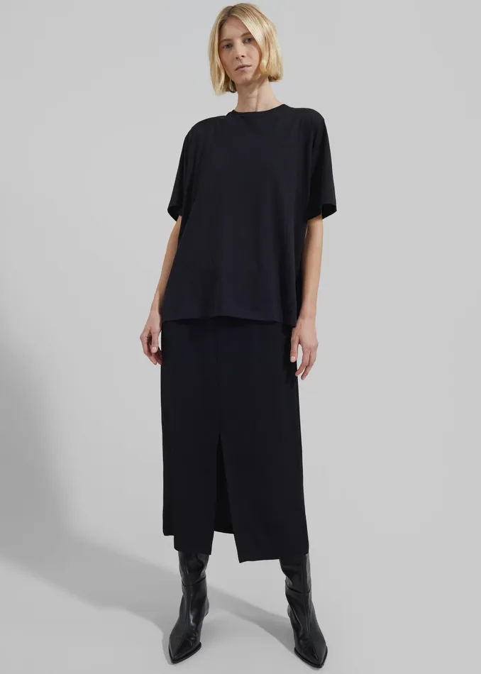 The Frankie Shop Tops Harper Soft Organic TShirt 8211 Black 8211 Women