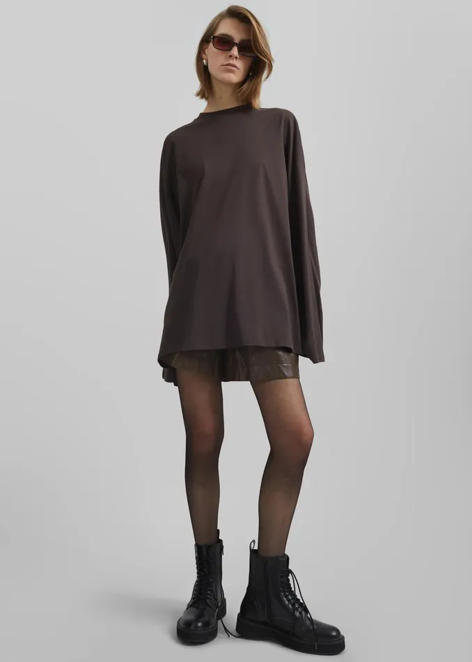 The Frankie Shop Tops Rio Oversized Sleeve Tee 8211 Dark Brown 8211 Women
