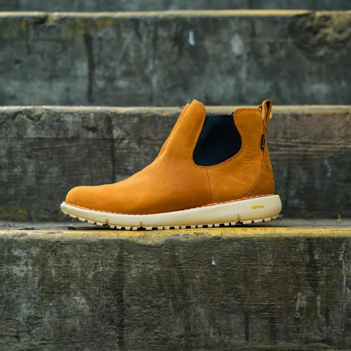 Tramline Chelsea 917 GTX Roasted Pecan Women Danner Boots