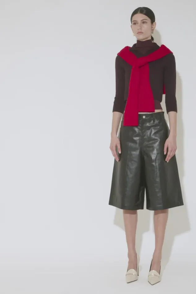 Trousers and Shorts Women Victoria Beckham Leather Bermuda Short In Black