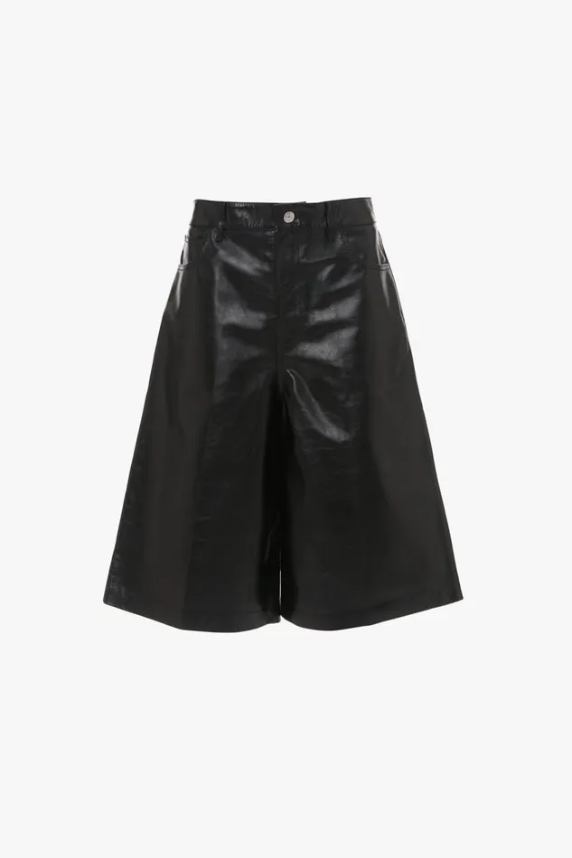 Trousers and Shorts Women Victoria Beckham Leather Bermuda Short In Black