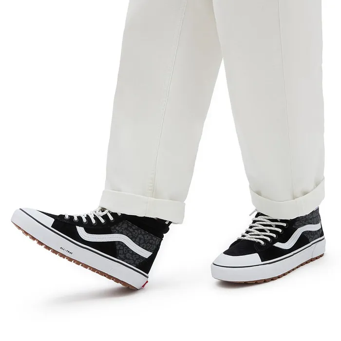 Vans Classics Men Leopard SK8Hi MTE2 Shoes Black