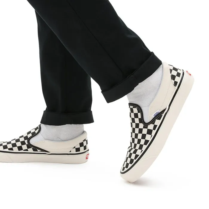 Vans Classics Women Anaheim Factory Classic SlipOn 98 DX Shoes Black White