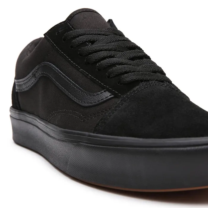 Vans Lowtop Shoes Women Comfycush Old Skool Shoes Black