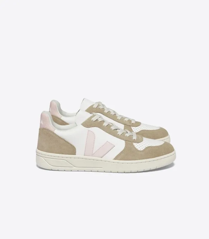 VEJA V10 Women V10 CHROMEFREE LEATHER WHITE PETALE SAHARA