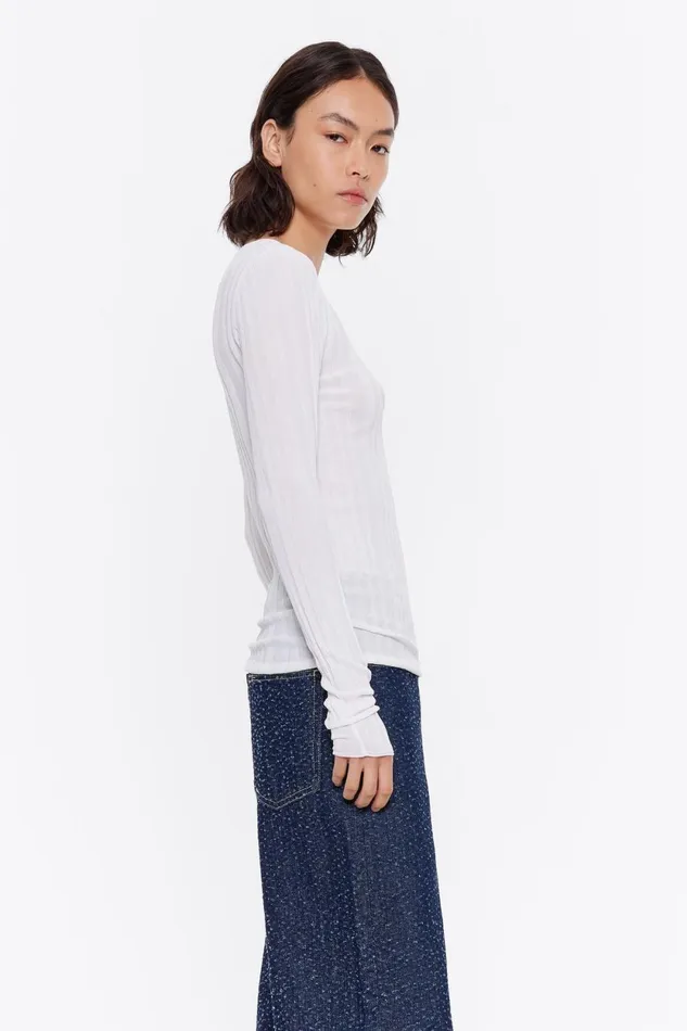 White Fitted Sweater White Women Bimba Y Lola Knitwear White Fitted Sweater White Women Bimba Y Lola Knitwear