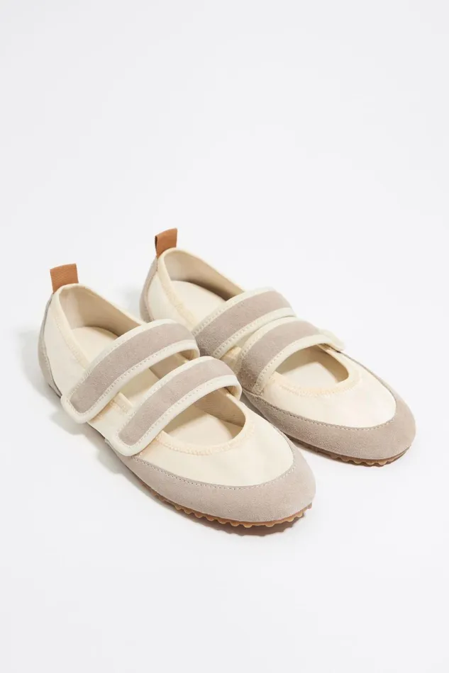White Sporty Ballerina Off White Women Bimba Y Lola Sneakers White Sporty Ballerina Off White Women Bimba Y Lola Sneakers