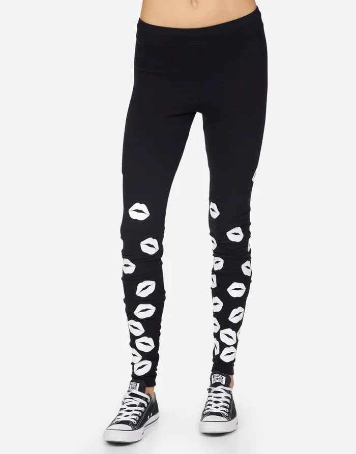 Women039s Shae White Foil Scattered Lips Black Lauren Moshi Leggings
