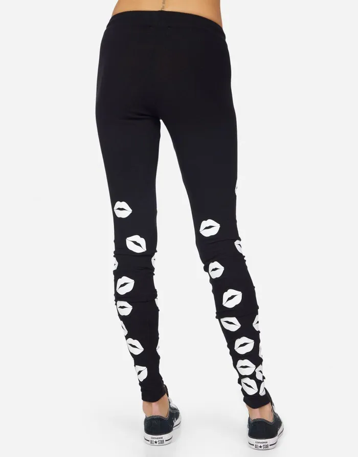Women039s Shae White Foil Scattered Lips Black Lauren Moshi Leggings
