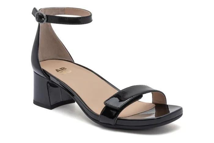 Women ABEO Footwear Dress Avenue Strap Black Patent