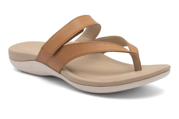Women ABEO Footwear Sandals Oasis Thong Sandal Almond