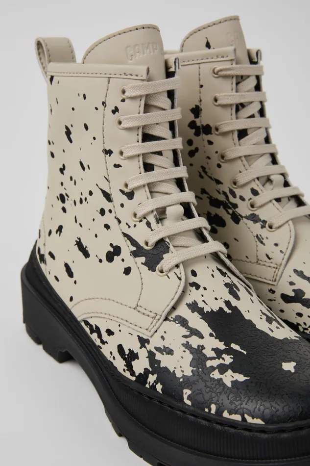 Women Brutus Trek MICHELIN White And Black Leather Boots Camper Boots