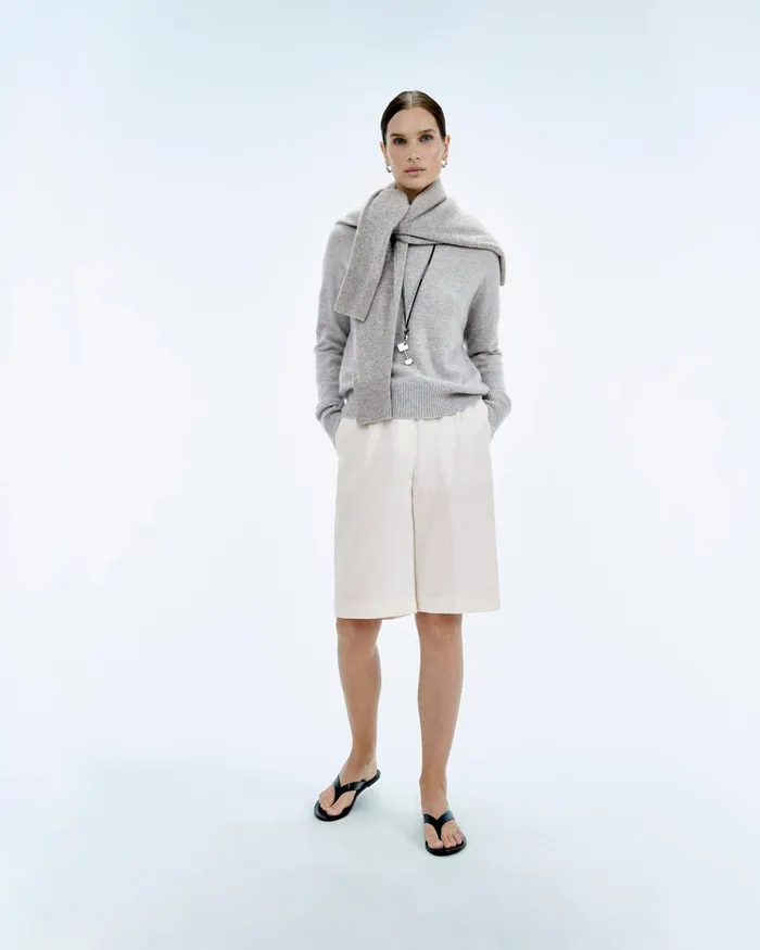Women Cashmere Sweaters From Future Embroidered Heart Crewneck Sweater Light Heather Gray