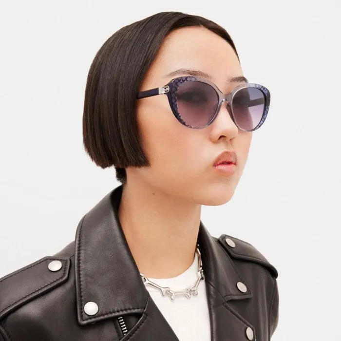 Women Eyewear Coach Horse And Carriage Round Sunglasses Blue Signature C Gradient Women Eyewear Coach Horse And Carriage Round Sunglasses Blue Signature C Gradient