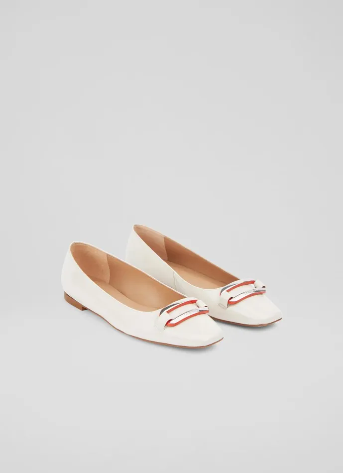 Women Flats LKBennett Cayden Cream Patent Leather Silver Bar Flats Cream Women Flats LKBennett Cayden Cream Patent Leather Silver Bar Flats Cream