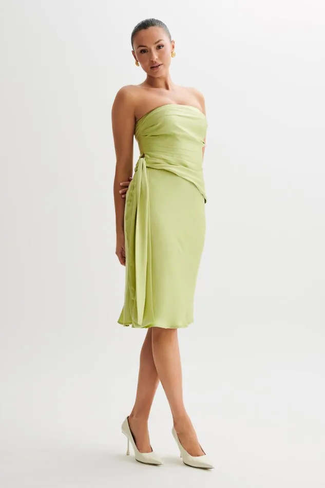 Women Meshki Bottoms Allegra Satin Knee Length Skirt 8211 Apple