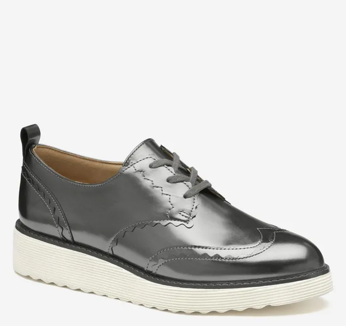 Women Mitzi Scalloped Wingtip Pewter Metallic Italian Sheepskin JohnstonandMurphy Mules and Loafers