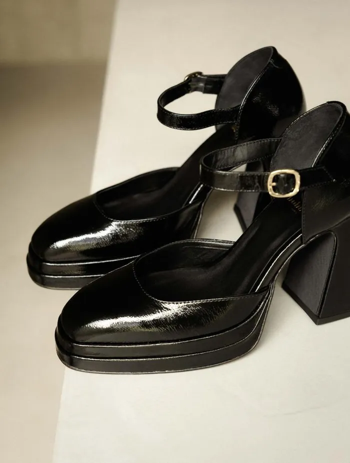 Women Pumps and Mary Janes Bobbies Michelle Black Vinyl