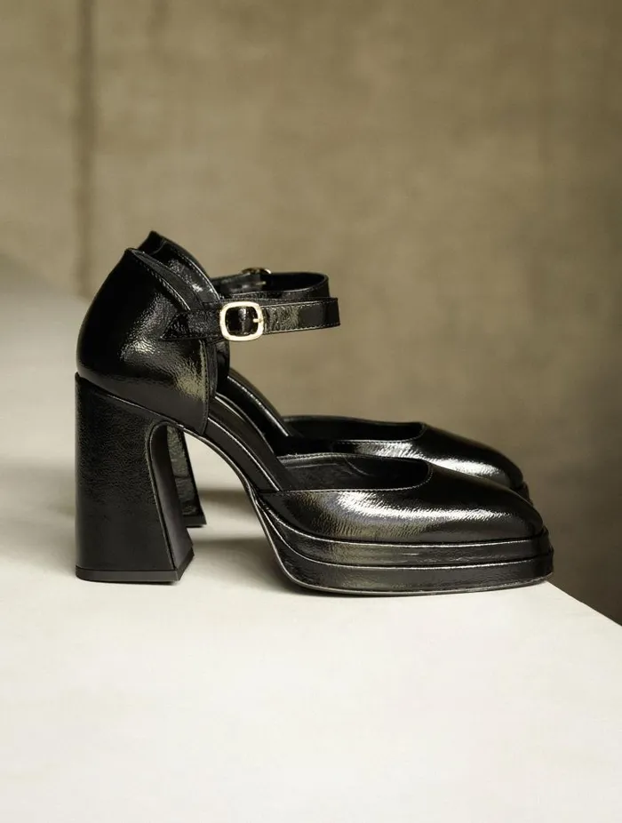 Women Pumps and Mary Janes Bobbies Michelle Black Vinyl