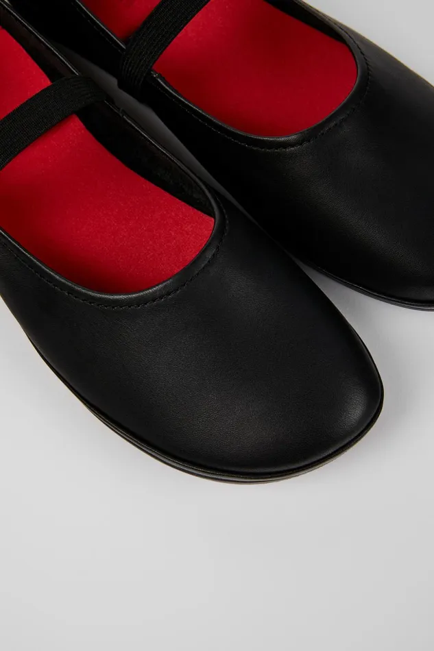 Women Right Black Leather Shoe Camper Ballerinas